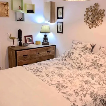 아파트 Spacious Quiet Cocoon In - Near The Port 세테